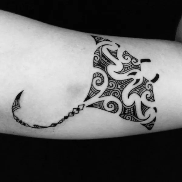 Real community tattoo placement: Guest - Maori manta