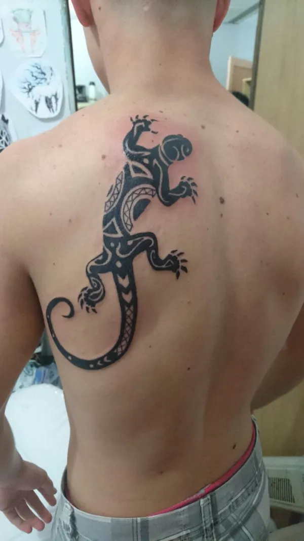 Real community tattoo placement: Guest - Lizard
