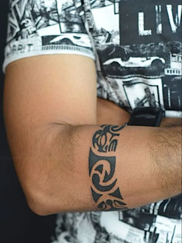 Real community tattoo placement: Guest - band