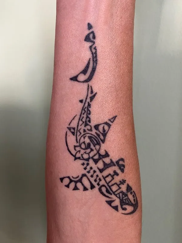 Real community tattoo placement: Helmke - whitetip-shark