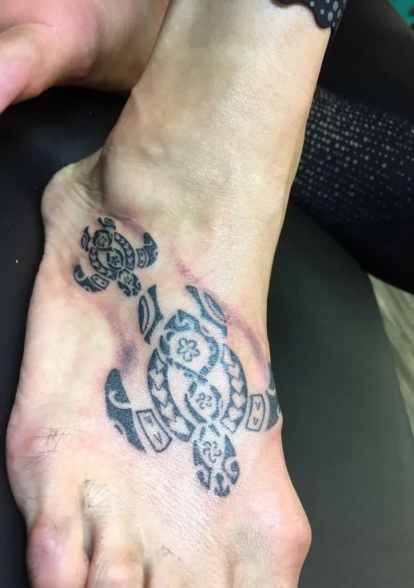 Real community tattoo placement: Jennifer - Hui turtles
