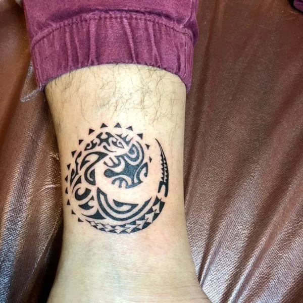 Real community tattoo placement: Joejoe - fern bud