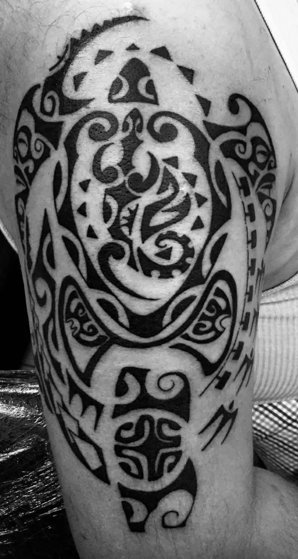 Real community tattoo placement: Kmpoy - Family