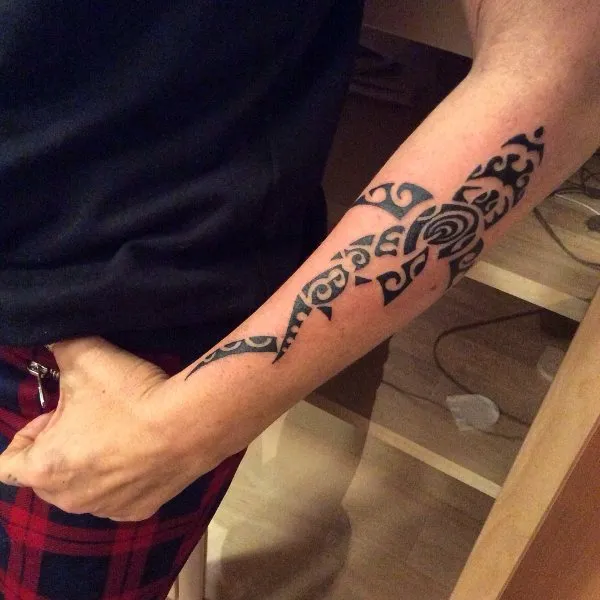 Real community tattoo placement: Luba - Mango pounamu