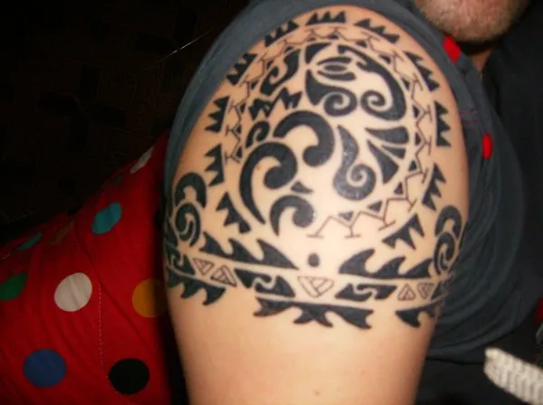 Real community tattoo placement: Manuel - Elements