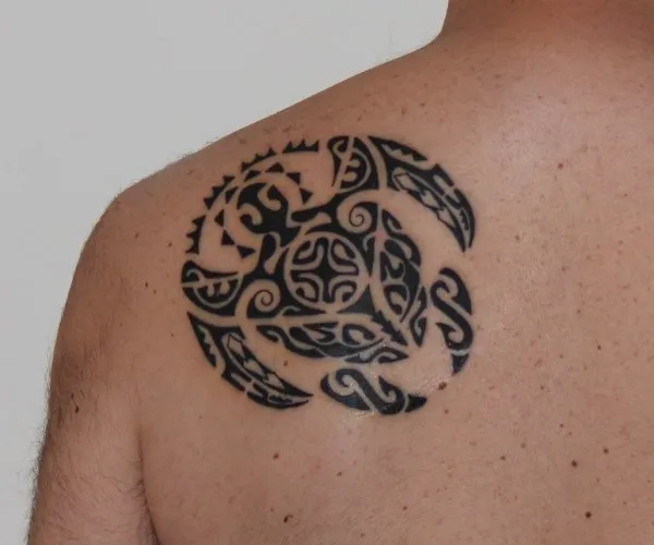 Real community tattoo placement: Martin - Manta turtle