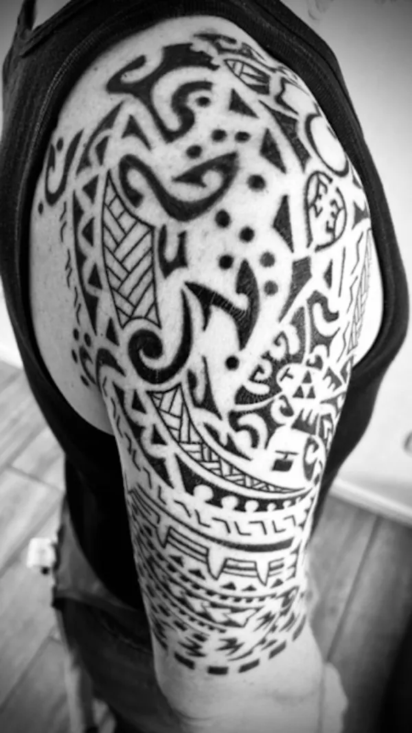Real community tattoo placement: Oliver - Ti'amÃ„Â
