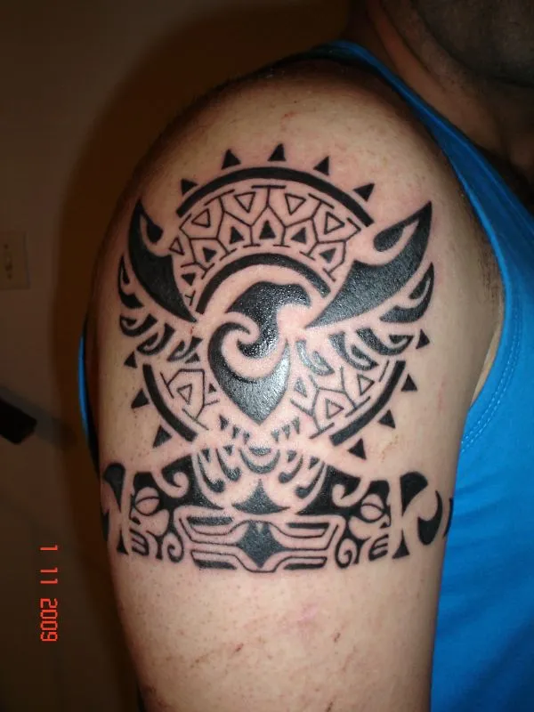 Real community tattoo placement: Sidnei - Sun and eagle