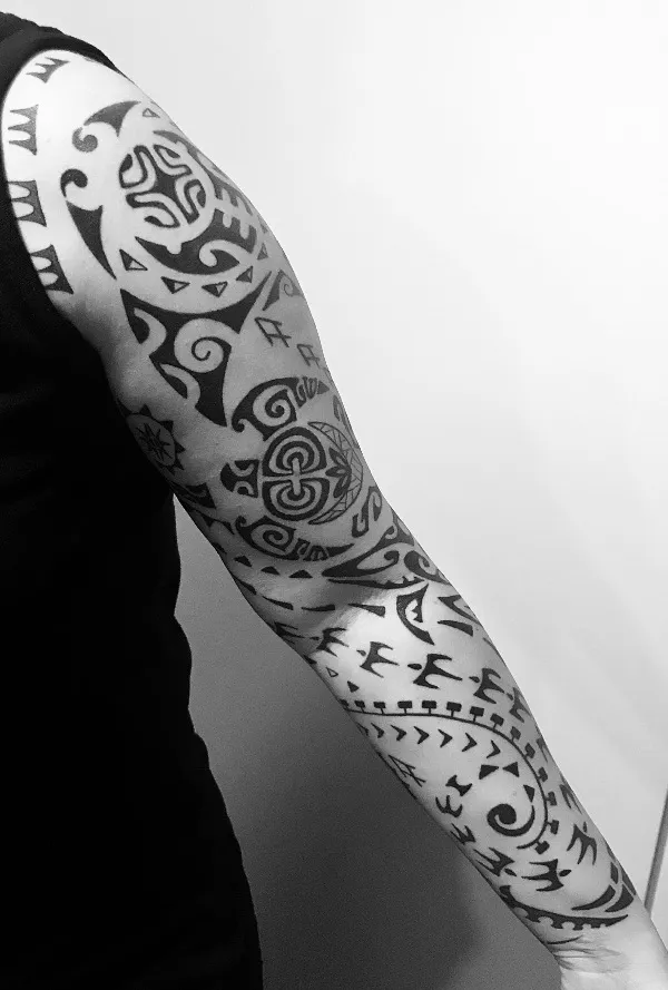Real community tattoo placement: Stefanie - Hinaaro