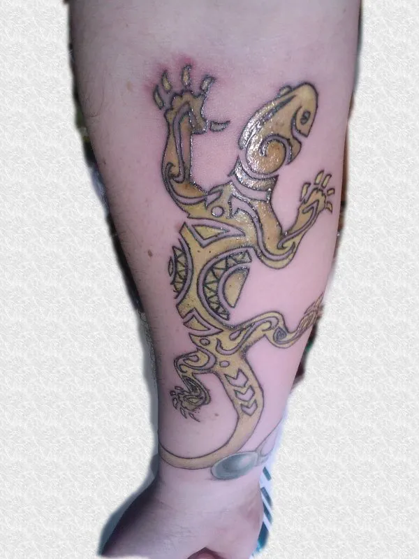 Real community tattoo placement: Te arata'i ataata - Lizard
