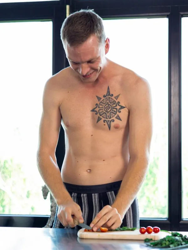 Real community tattoo placement: Yan K - Aztec star
