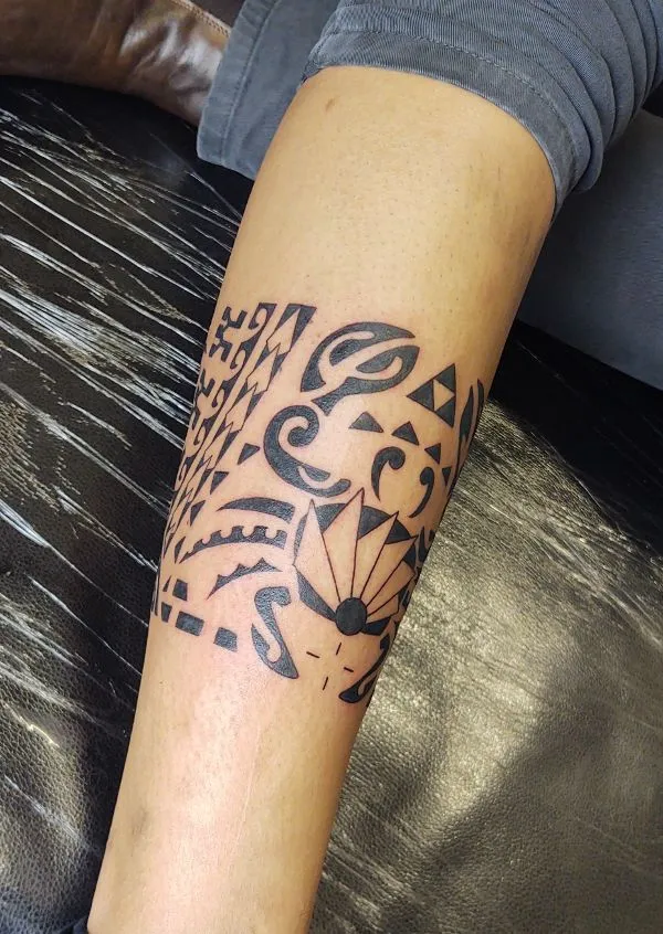 Real community tattoo placement: Yuri - Cancer legband