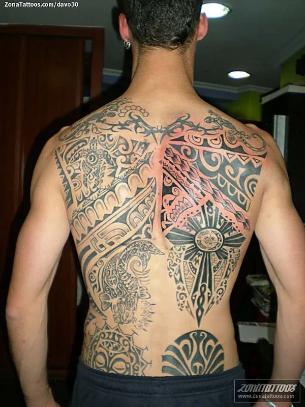 Real community tattoo placement: Zonatattoo - Polynesian Mix