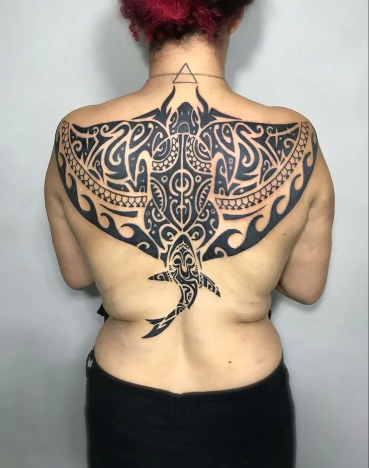 Melanesian shark back manta tattoo