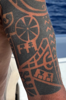Bronte - Punihele tattoo closeup