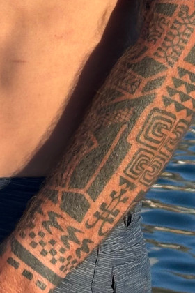 Bronte - Punihele closeup