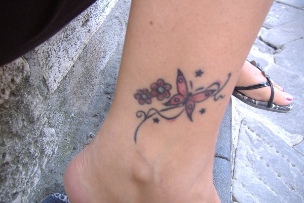 Cristina - Butterfly flowers