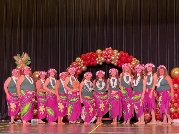 Hot Hula Honeys - Aupuru
