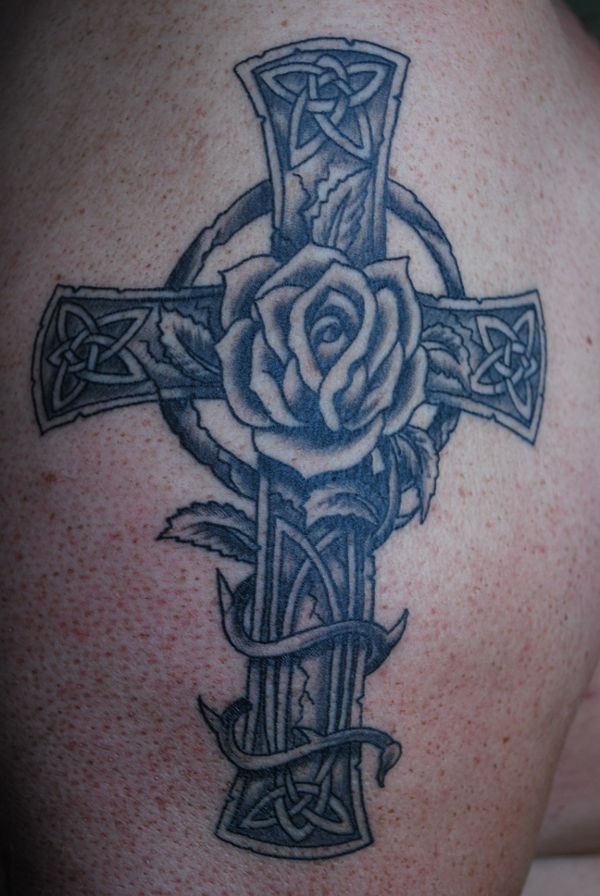 Marco - Cross rose