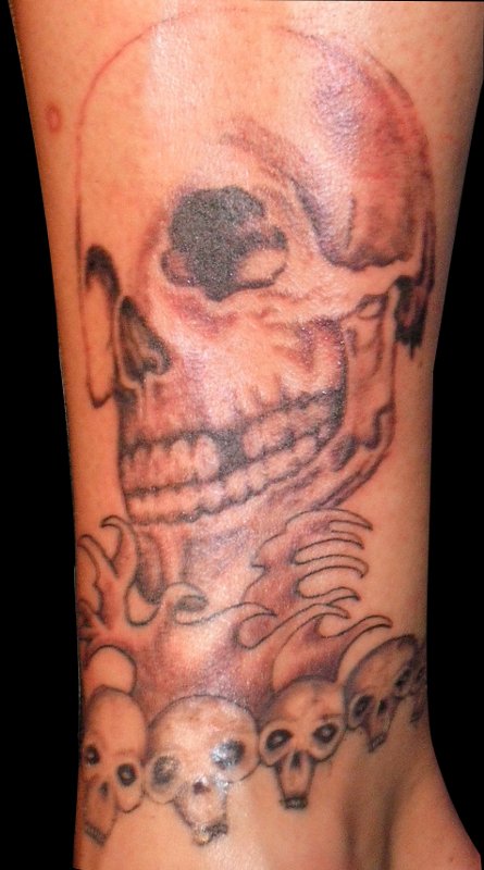 PapaChangoArt - Skulls