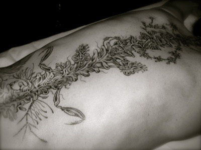 TattooTanne - Spinal detail