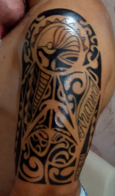 Alessio - Polynesian style
