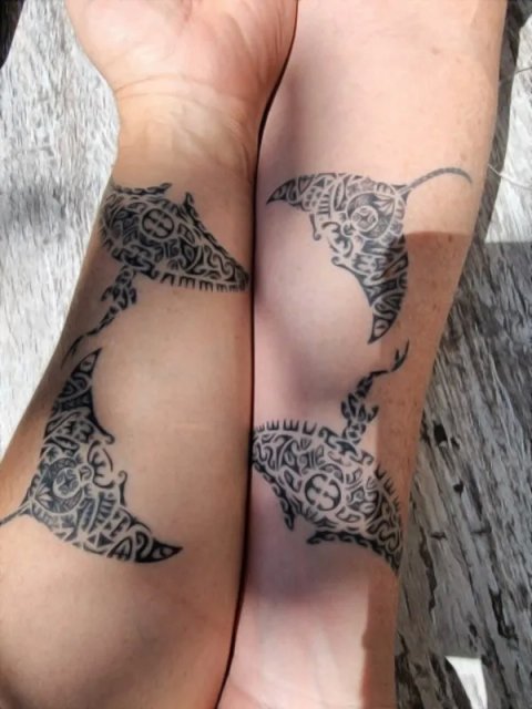 Sophie - mantas: real inked placement tattoo photo thumbnail