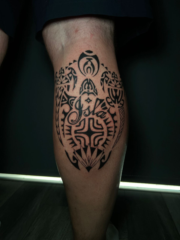 Neil - Isla tattoo